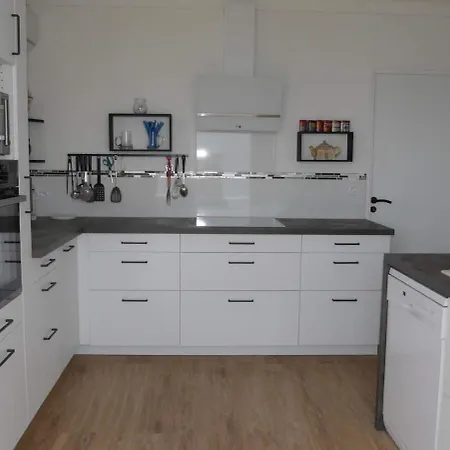 140 M2 4 Etoiles Parking Wifi - Clim - Piscine Roquebrune-sur Argens