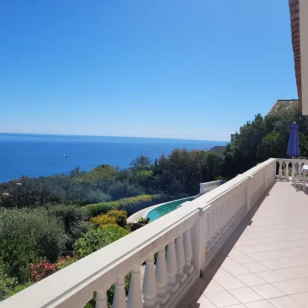 140 M2 4 Etoiles Parking Wifi - Clim - Piscine Villa *