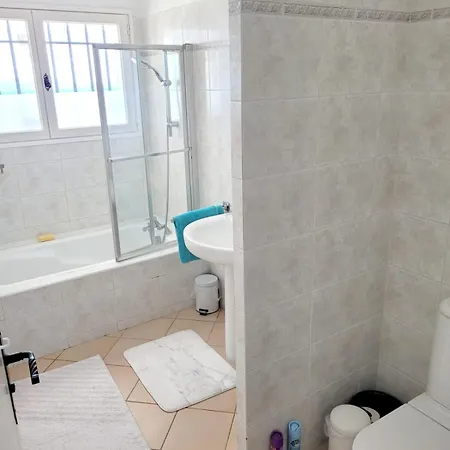 140 M2 4 Etoiles Parking Wifi - Clim - Piscine